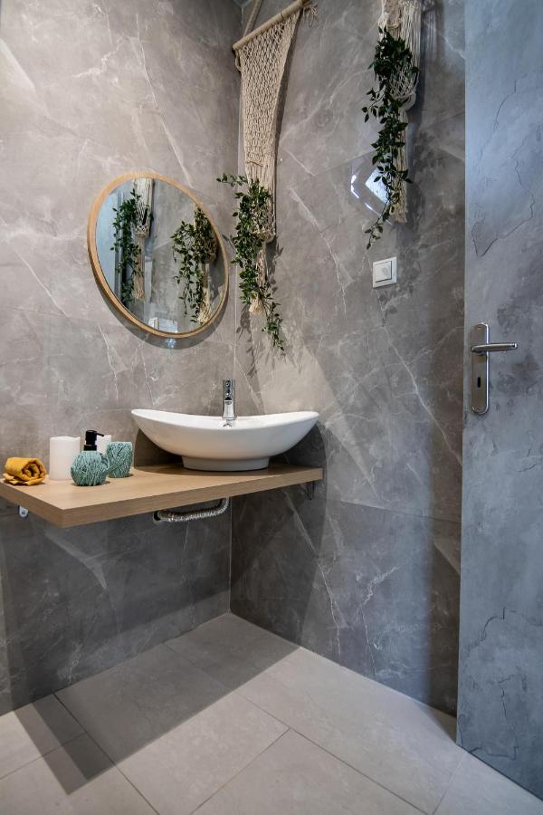 Georgianna'S Suite With Private Pool , 'Blank Suite' Charokopio Exterior foto