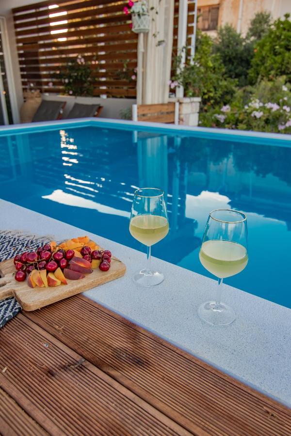 Georgianna'S Suite With Private Pool , 'Blank Suite' Charokopio Exterior foto